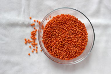 Bir tabak içinde mercimek