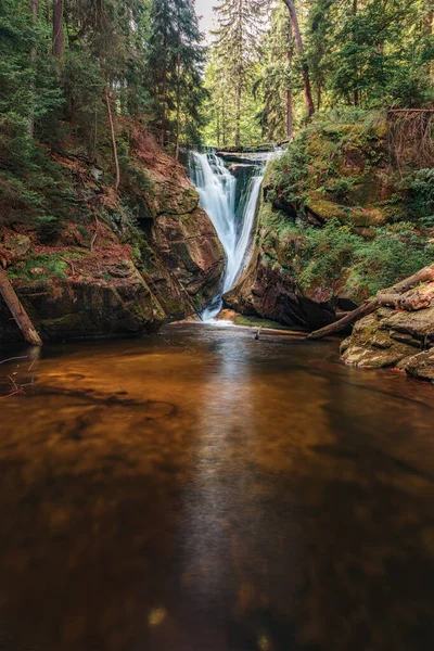 Karkonosze Dağlarında Szklarka Şelalesi 
