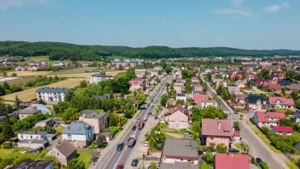 Timelapse Molnig Himmel Över Livlig Gata — Stockvideo