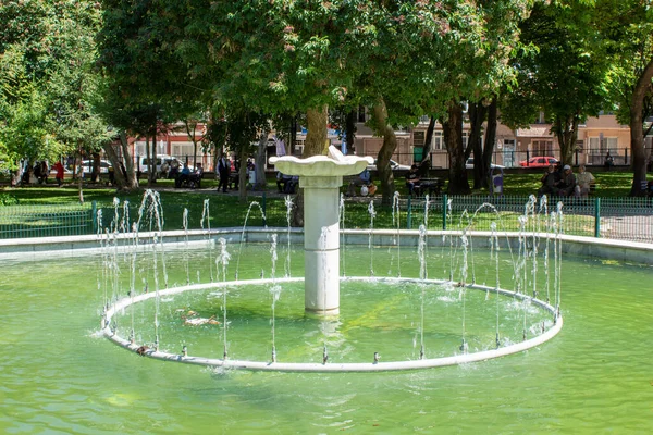 Afyonkarahisar Turchia Luglio 2021 Fontana Acqua Nel Parco Sono Persone — Foto Stock