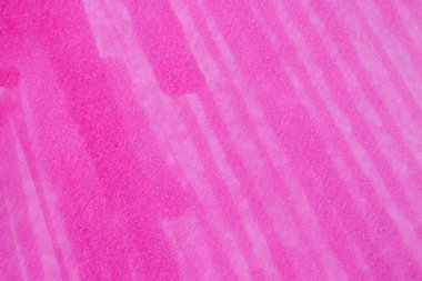 Kağıt üzerinde pembe işaret dokusu, görünür kalem darbeleri ve yumuşak gölgeleme ile el boyaması arkaplan