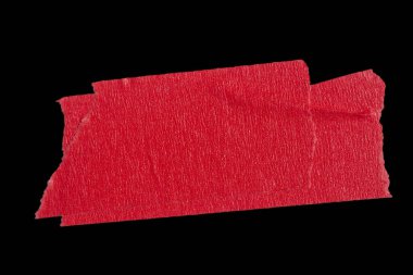 Yırtılmış kağıt yapıştırıcısı siyah izole arkaplanda kırmızı maskeleme bandı