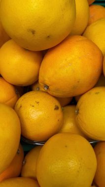 Marketteki portakallar