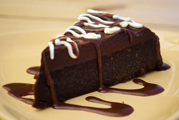 Chokladdessert med grädde — Stockfoto