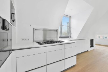 Parlak lüks mutfak.