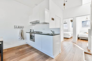 Parlak ve modern mutfak tasarımı