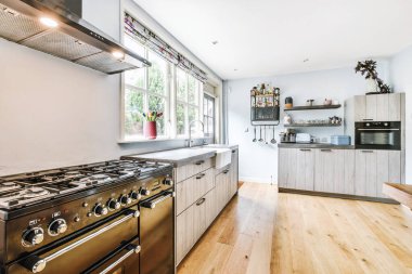 Retro sobalı hafif mutfak