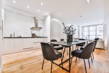 Modern yemek odası.