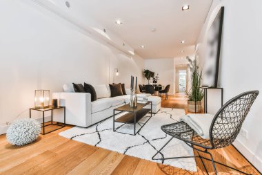 Parlak oturma odası