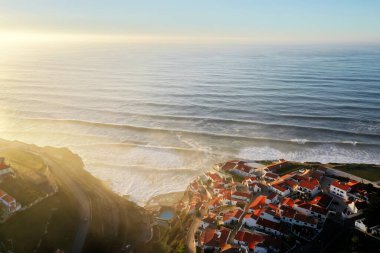 Bir yerleşim alanının üst görünümü
