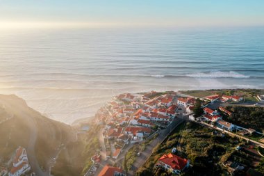 Bir yerleşim alanının üst görünümü