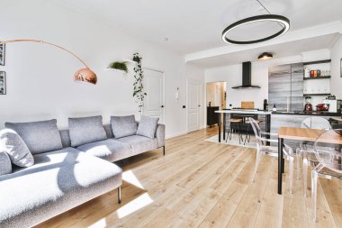 Zarif bir oturma odası.