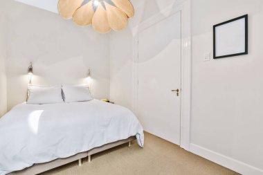 Parlak yatak odası tasarımı