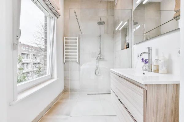 Design salle de bain de luxe — Photo