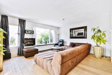 Parlak oturma odası