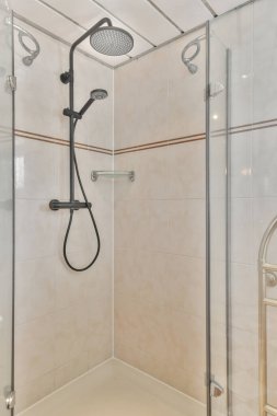 Modern duş kabini