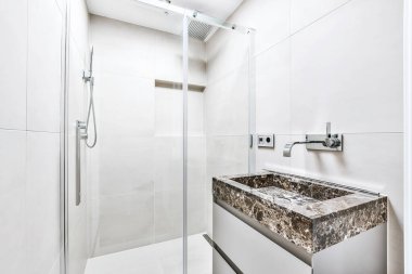 Zarif banyo tasarımı.