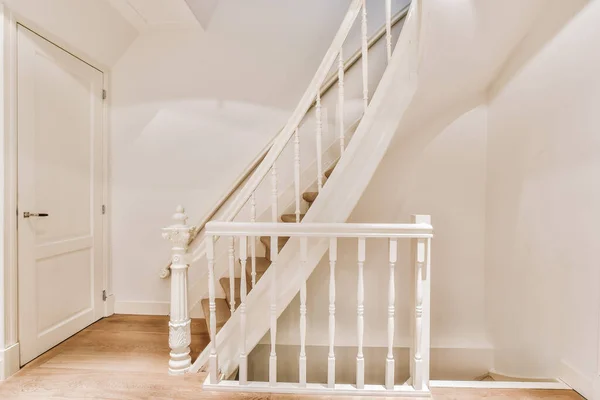 Luxury staircase hall — Stock Photo, Image