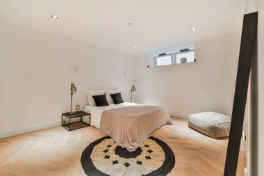 Lüks yatak odasının içi