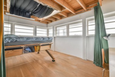 Yatak odasının içi.