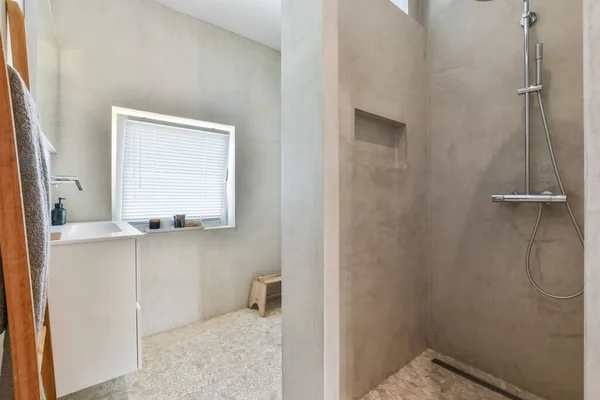 Modern duş kabini — Stok fotoğraf