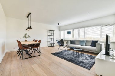 Zarif bir oturma odası.