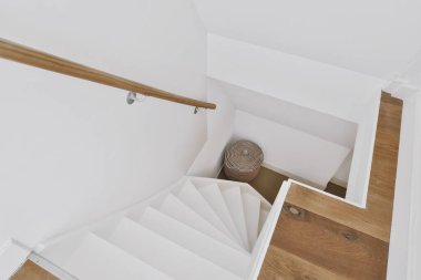 Lüks merdiven salonu.