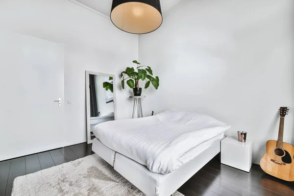 아늑 한 침실 디자인 — 스톡 사진
