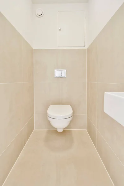 Piccola toilette pulita — Foto Stock