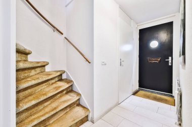 Şık merdiven salonu