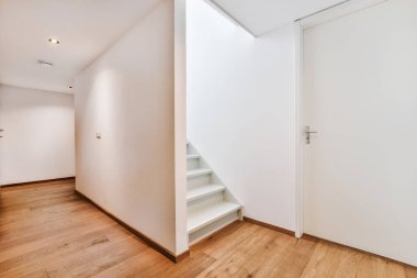 Şık merdiven salonu