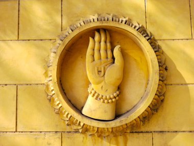 Hindu tanrılarının putu.