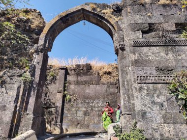 Pavagad Chanpaner 'den eski kale harabeleri