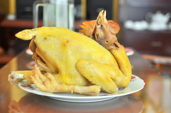 Worshiping a Holdújév Vietnamban főtt csirke — Stock Fotó