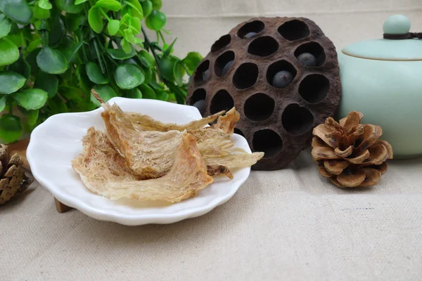 Cina obat-obatan herbal kacang teratai dan salanganes kering atau burung ' — Stok Foto
