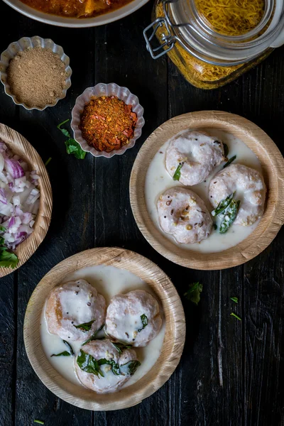 Gehackte Hühnchen oder Kroketten im Bengalistil Rezept — Stockfoto