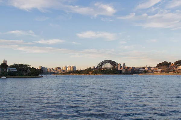 Sydney Harbour Bridge Australia Auringonlaskun Aikaan Pyrmontin Esikaupungilta Nähtynä — kuvapankkivalokuva