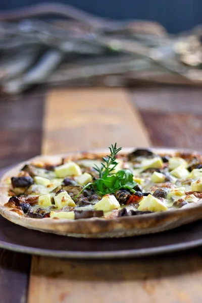 Pizza Vegetariana Rústica — Foto de Stock