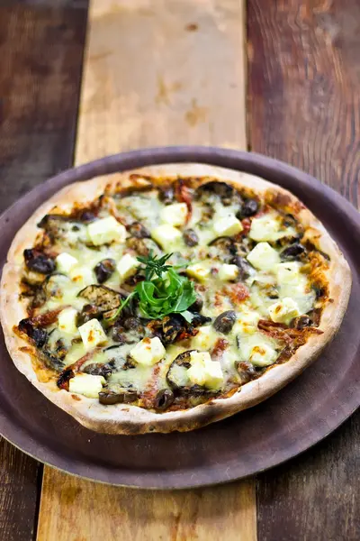 Pizza Vegetariana Rústica — Foto de Stock