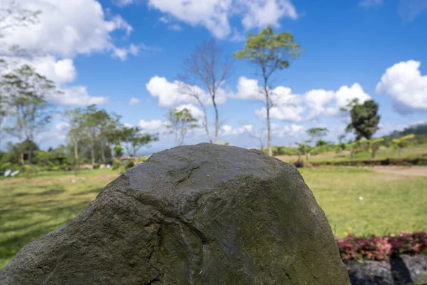 天然石と風景写真ラウンBanyuwangi指数の滝の場所 — ストック写真
