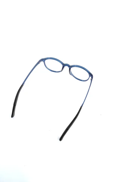 Isolationsbrille Auf Weißem Hintergrund Runde Brillengestelle Mit Glänzend Blauen Ohrlöchern — Stockfoto