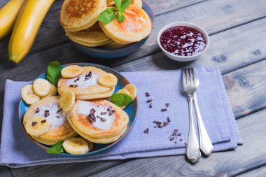 beautiful breakfast frieds banana fritter decorated additives