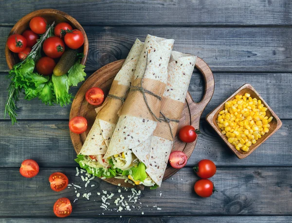 Sandwiches twisted roll Tortilla — Stock Photo, Image