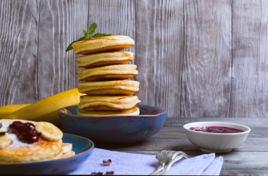 beautiful breakfast frieds banana fritter decorated additives