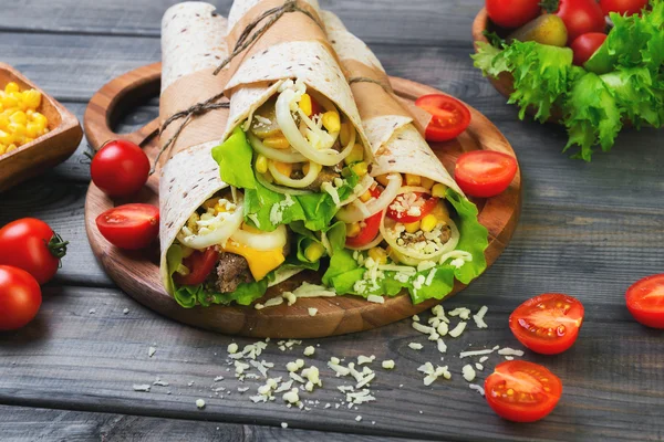 Sandwiches twisted roll Tortilla — Φωτογραφία Αρχείου