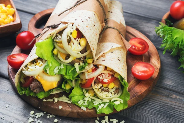 Sandwiches twisted roll Tortilla — Stock Image Sandwiches twisted roll Tortilla Stock Photo