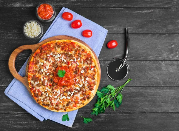 Great pizza bolognese — Φωτογραφία Αρχείου