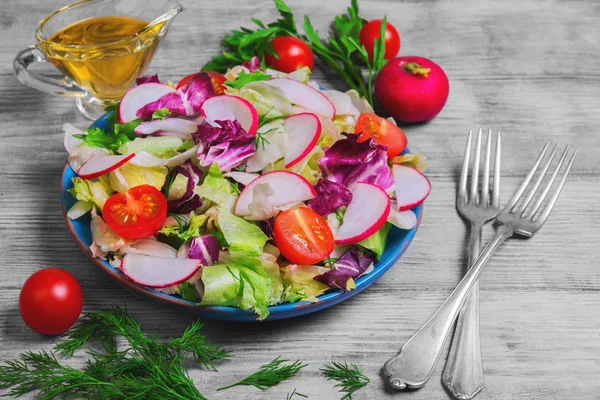 Fresh vegetables salad — Stock Photo, Image