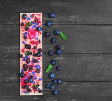 Large chocolate bars white