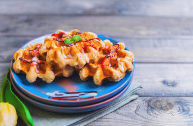 Belçika yemyeşil yuvarlak waffle